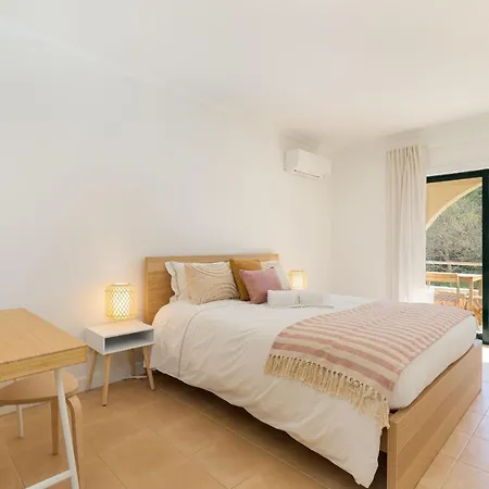 Salgados - 7 Min Walk To By Lisbeyond * Guia (Faro)
