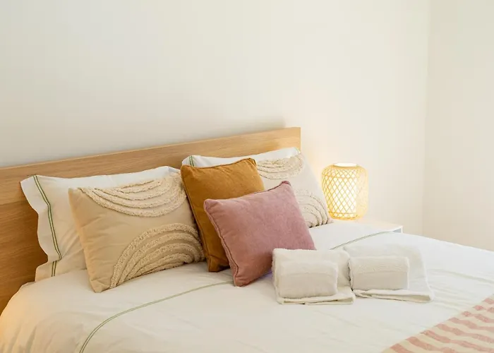 아파트 Salgados Sunny - 7 Min Walk From By Lisbeyond *