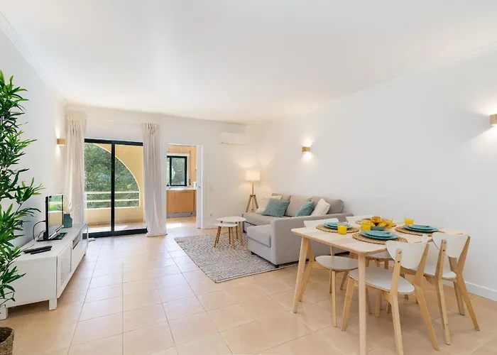 Salgados Sunny - 7 Min Walk From By Lisbeyond * 기아