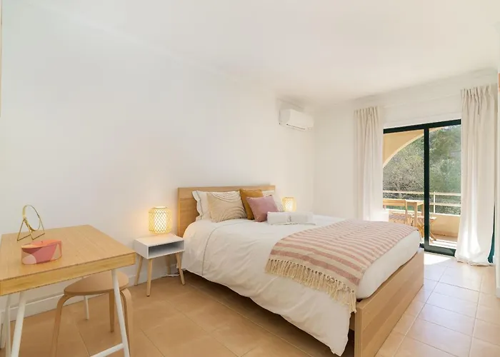 Salgados Sunny - 7 Min Walk From By Lisbeyond * Guia (Faro)