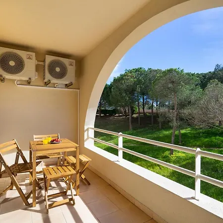 Salgados Sunny - 7 Min Walk From By Lisbeyond 公寓 吉亚